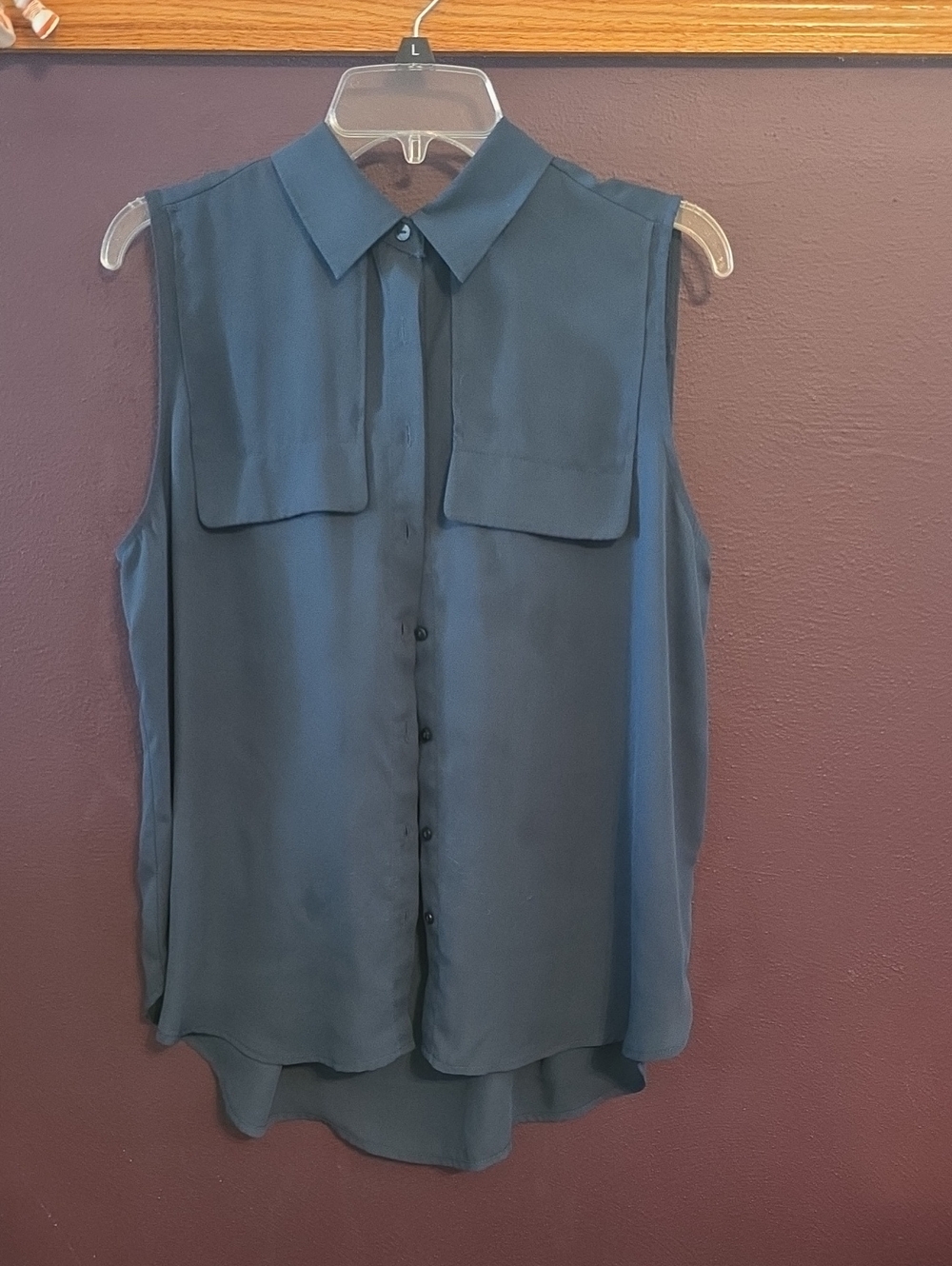 Worthington Sleeveless Button-Down Blouse in Teal Blue